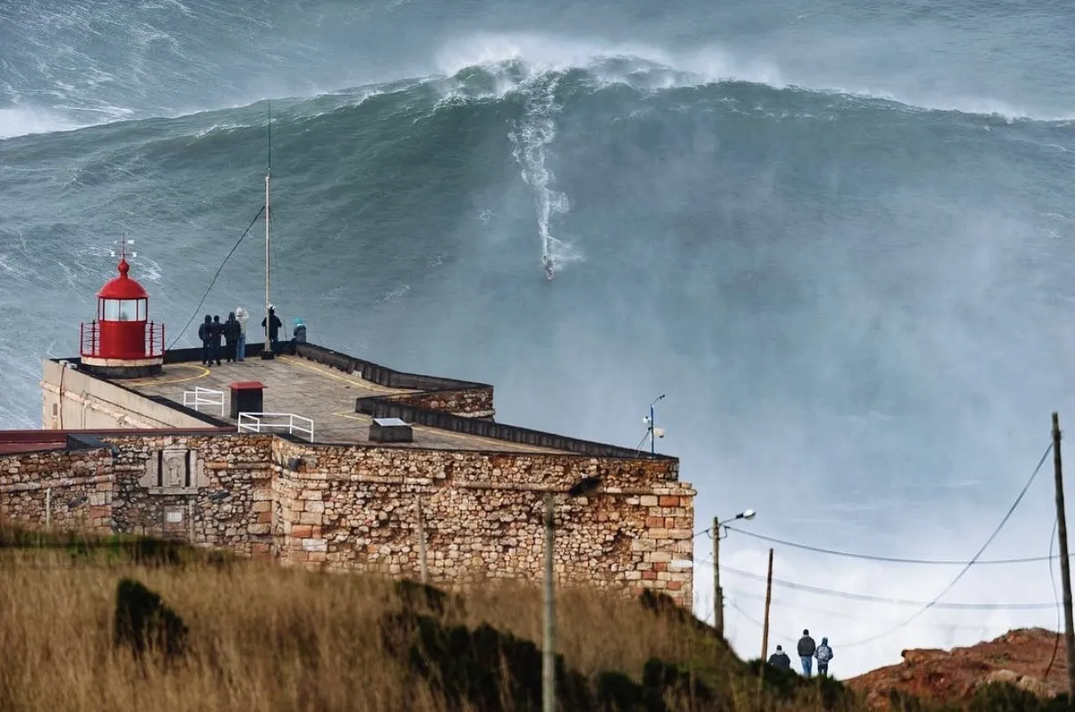 FULL DAY PRIVATE TOUR - ÓBIDOS & NAZARÉ - Image 5