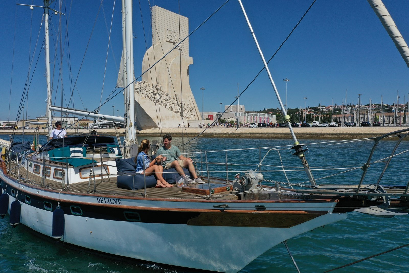 PRIVATE VINTAGE SAILBOAT TOUR ON TAGUS RIVER - LISBON - Image 5