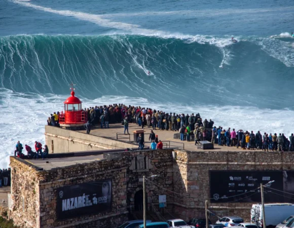 Perfect Day Trip: Nazaré Giant Waves and Óbidos Medieval Village from Lisbon (2025 Guide)