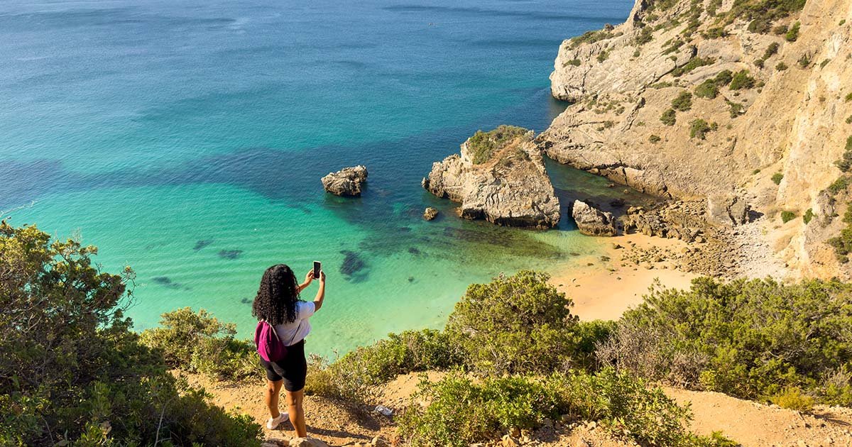 FULL DAY PRIVATE TOUR - WINE TASTING + SESIMBRA & ARRÁBIDA NATIONAL PARK - Image 10