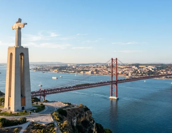 Cristo Rei and Cacilhas: A Half-Day Across the River
